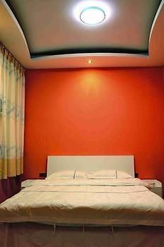 Yiguangnian Fashion Hotel Fenghuang Luaran gambar